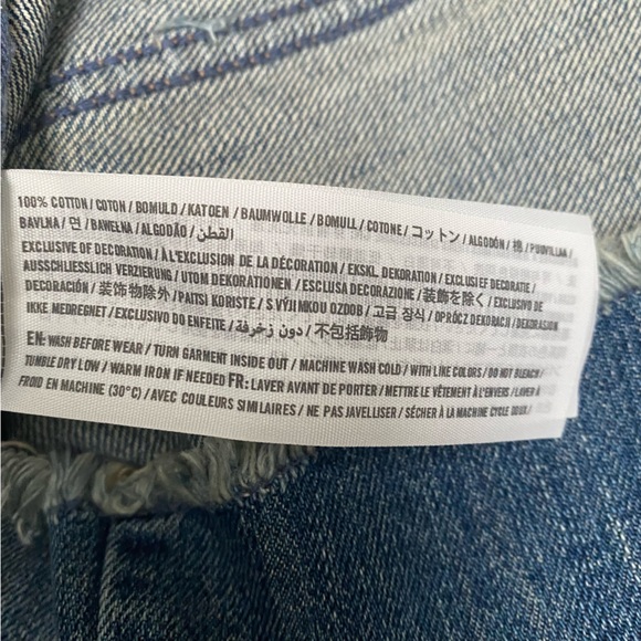 Hollister Denim 5-Pocket Skirt distressed - Picture 7 of 9